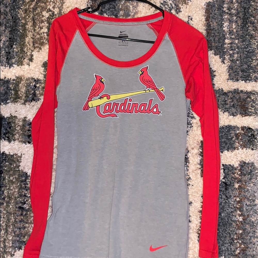Medium St. Louis cardinals tshirt